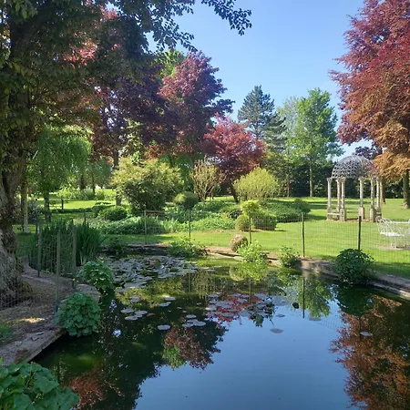 La Fontaine D'inville Hotel *